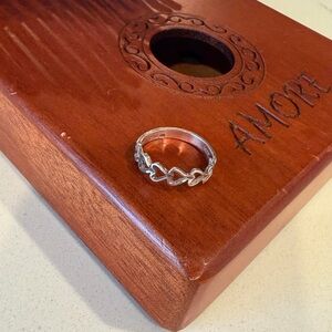 Silver Linked Heart Chain Ring - Delicate Silver Band